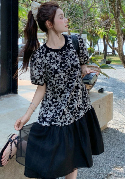 黒白花柄パッチワークワンピース