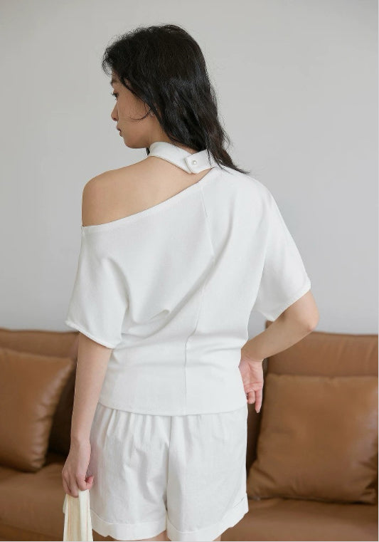 ホルターネックオフショルTシャツ
