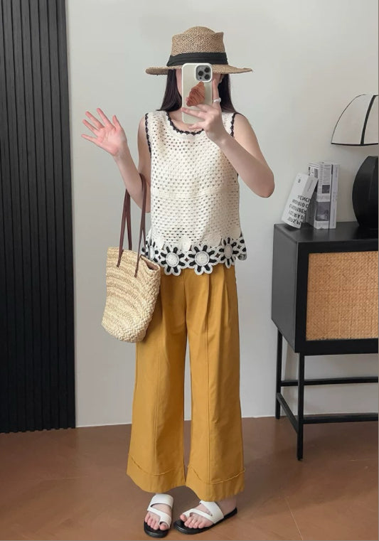 小花柄のかぎ針編みベスト
